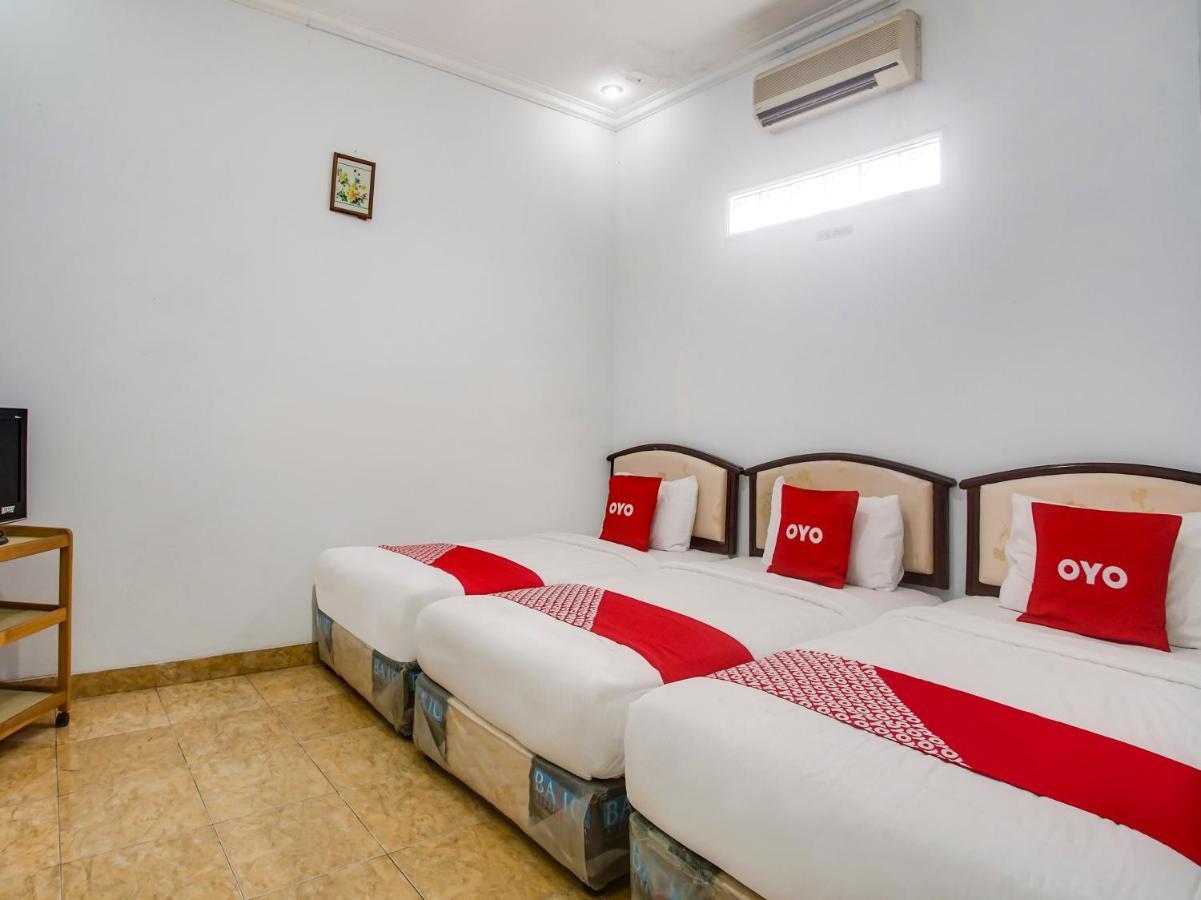 Oyo 90771 Mess 19 Syariah Otel Bandar Lampung Dış mekan fotoğraf