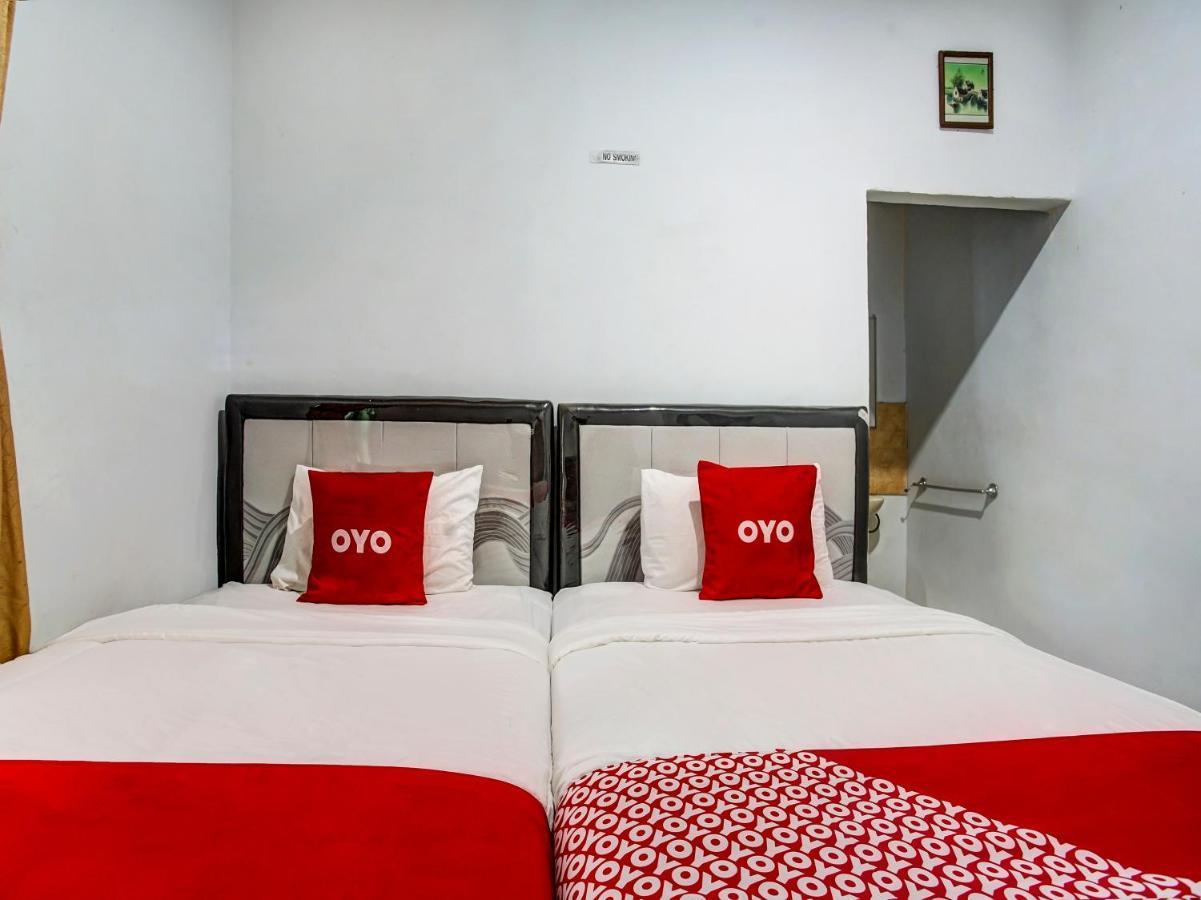 Oyo 90771 Mess 19 Syariah Otel Bandar Lampung Dış mekan fotoğraf